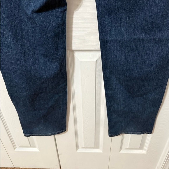 Prana Men's NWT Medium Wash Tapered Leg Hillgard Slim Jean - Picture 8 of 12